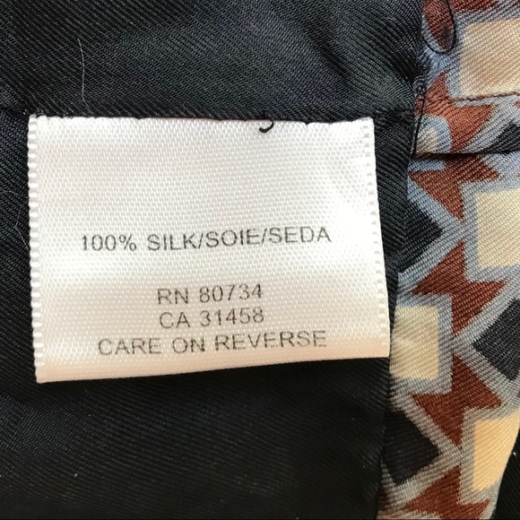 BCBG MaxAzria Geometric Print Silk Dress w/Sash T5 - Picture 5 of 8